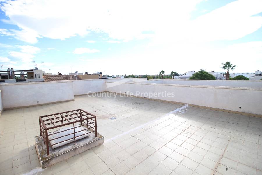 Segunda Mano - Bungalow - Dolores - Nuevo Sector 