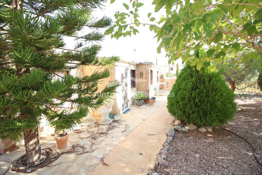 Перепродажа - Villa - Crevillente