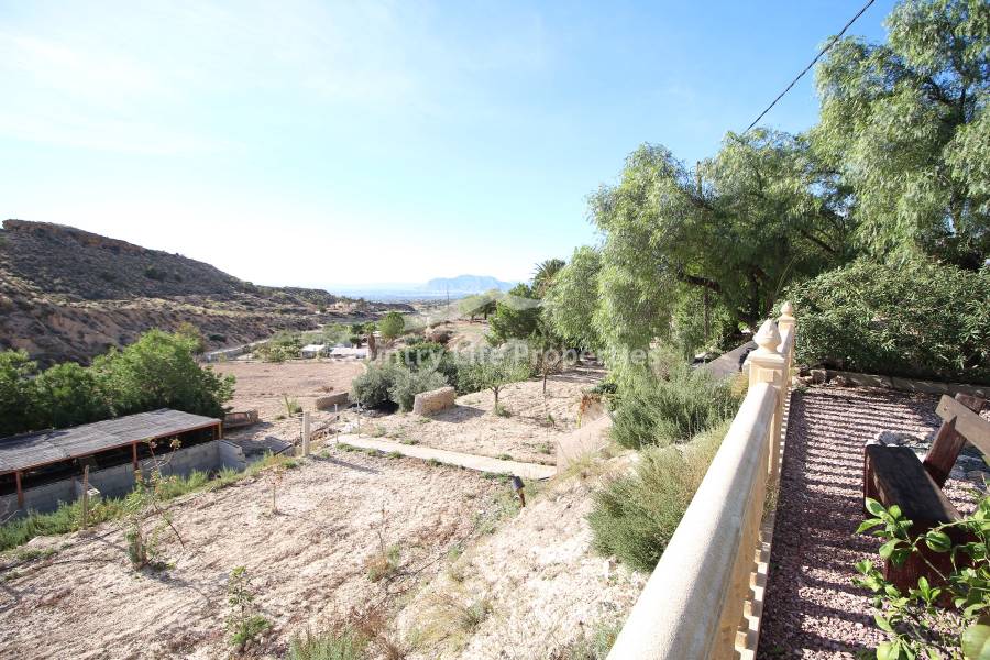 Перепродажа - Villa - Crevillente