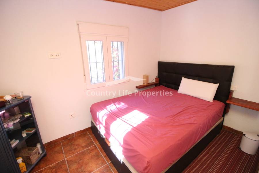 Перепродажа - Villa - Crevillente