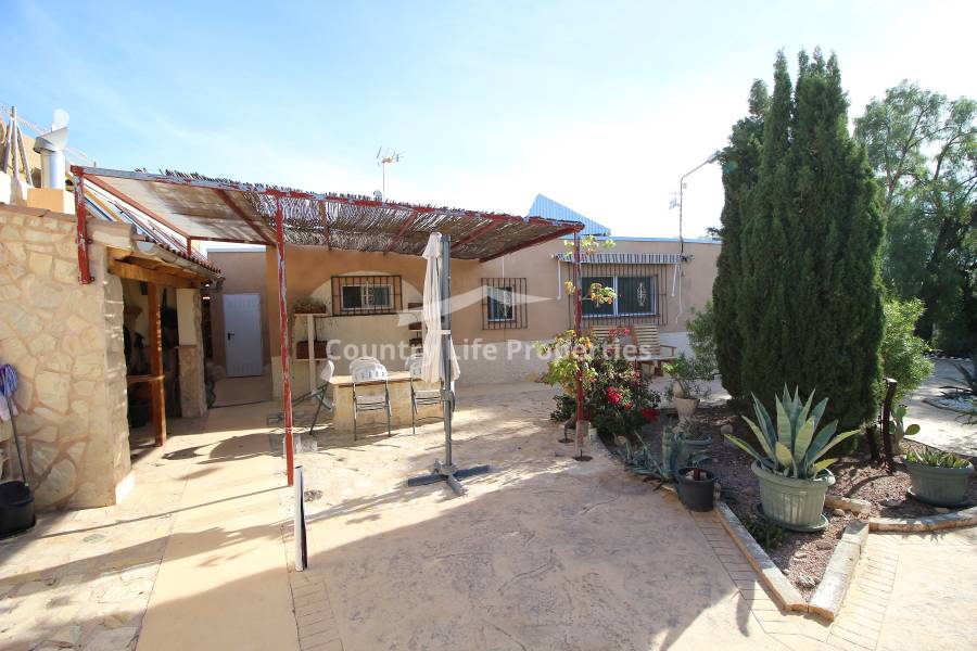 Перепродажа - Villa - Crevillente