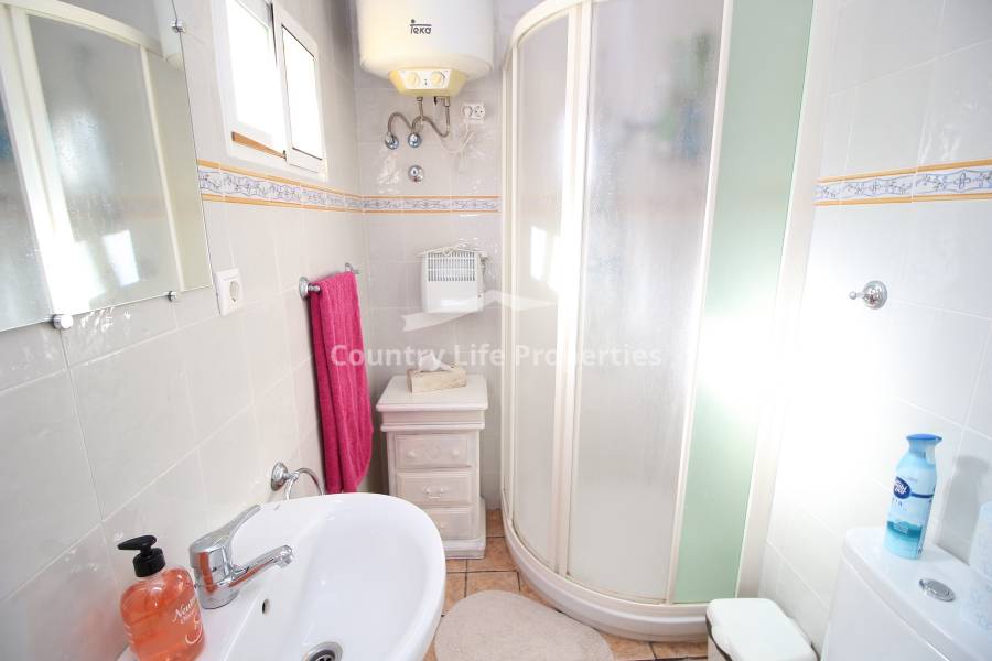 Перепродажа - Villa - Crevillente