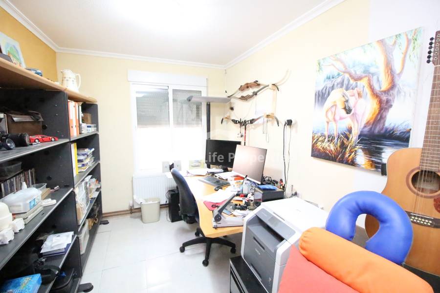 Перепродажа - Villa - Crevillente