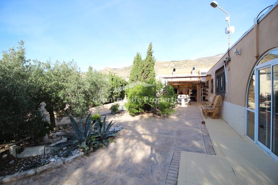 Перепродажа - Villa - Crevillente