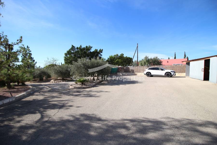 Перепродажа - Villa - Crevillente