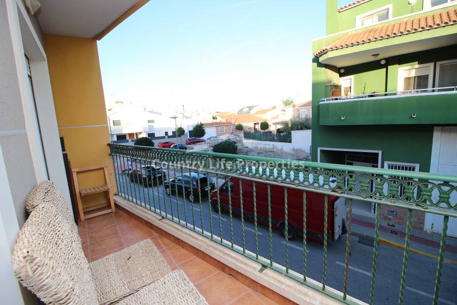 Resale - Apartment - Dolores - Countryside