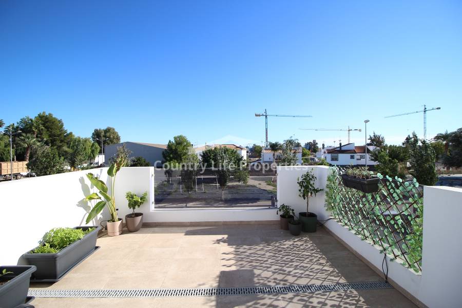 Segunda Mano - Chalet - Dolores - Nuevo Sector 