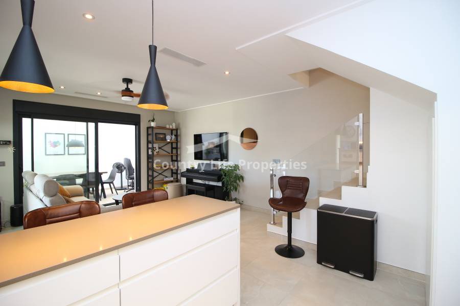 Segunda Mano - Chalet - Dolores - Nuevo Sector 