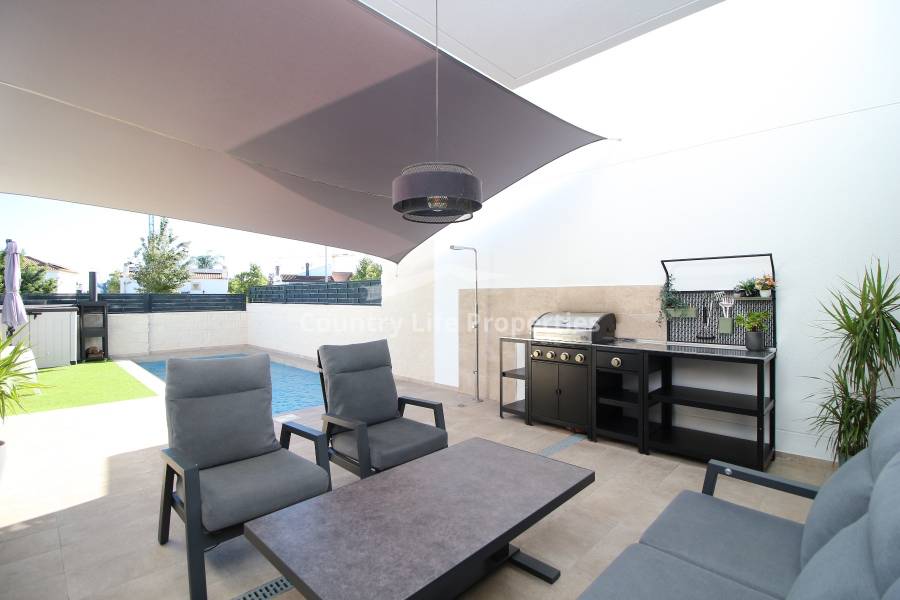 Segunda Mano - Chalet - Dolores - Nuevo Sector 