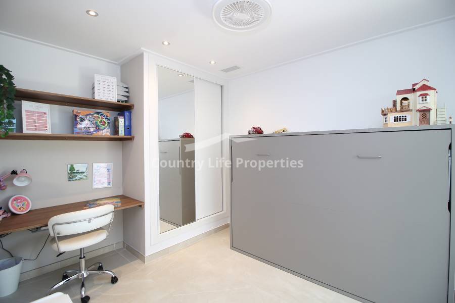 Segunda Mano - Chalet - Dolores - Nuevo Sector 