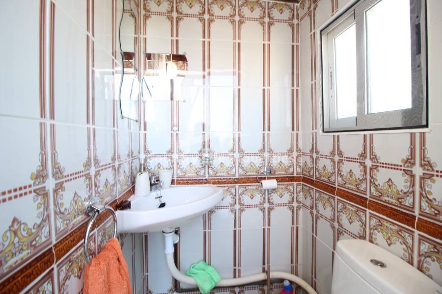 Resale - Quad / Semi detached - Dolores - Town