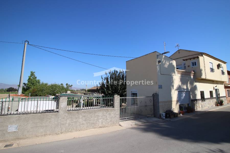 Resale - Quad / Semi detached - Dolores - Town