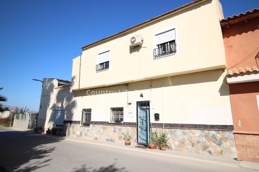 Resale - Quad / Semi detached - Dolores - Town