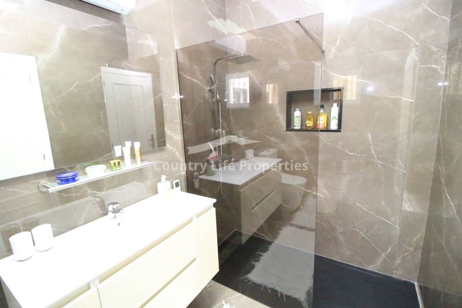 Resale - Villa - Catral - Countryside 