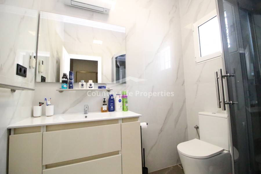 Resale - Villa - Catral - Countryside 