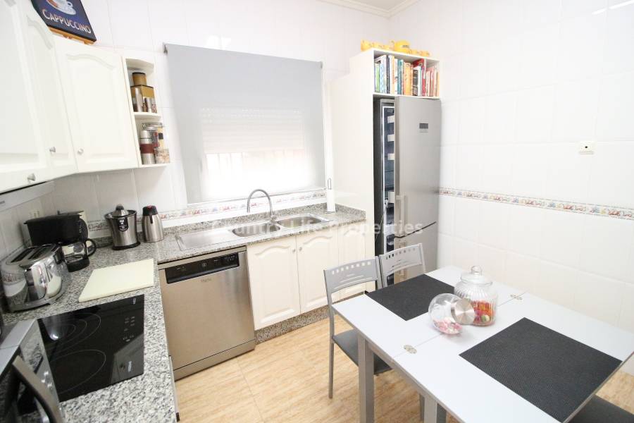 Resale - Villa - Catral - Countryside 