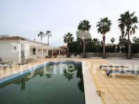 Resale - Villa - Catral - Countryside 