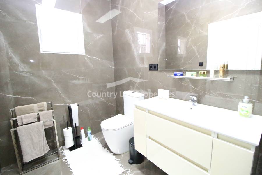 Resale - Villa - Catral - Countryside 