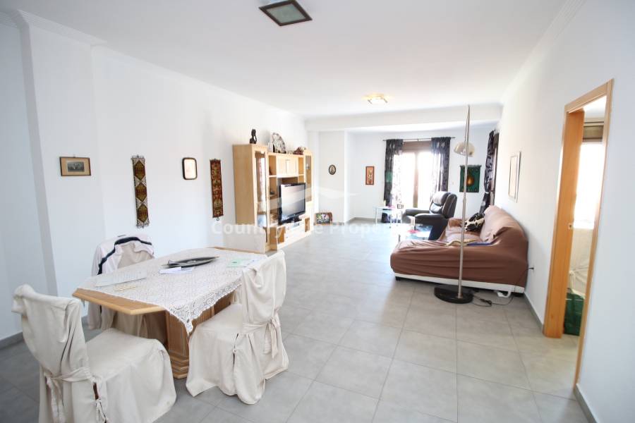 Lange termijn verhuur - Appartement - Catral - Town 