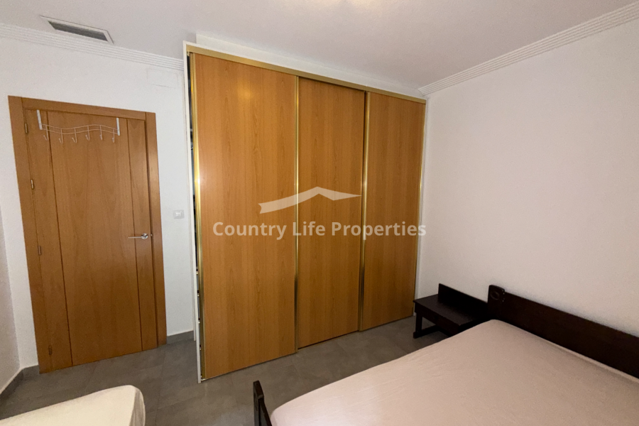 Lange termijn verhuur - Appartement - Catral - Town 