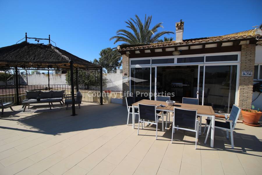 Resale - Villa - Catral - Countryside 