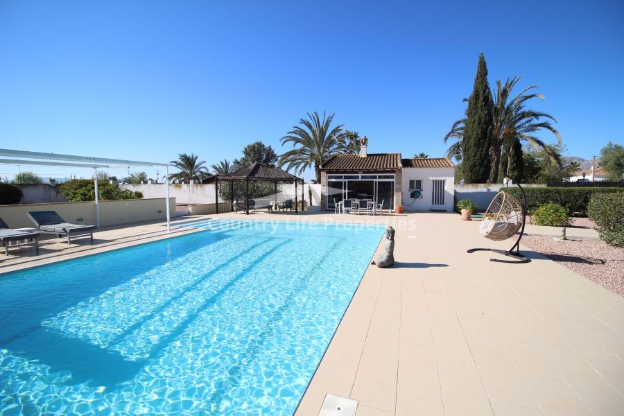 Resale - Villa - Catral - Countryside 