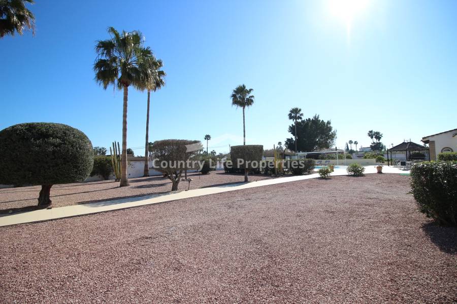 Resale - Villa - Catral - Countryside 