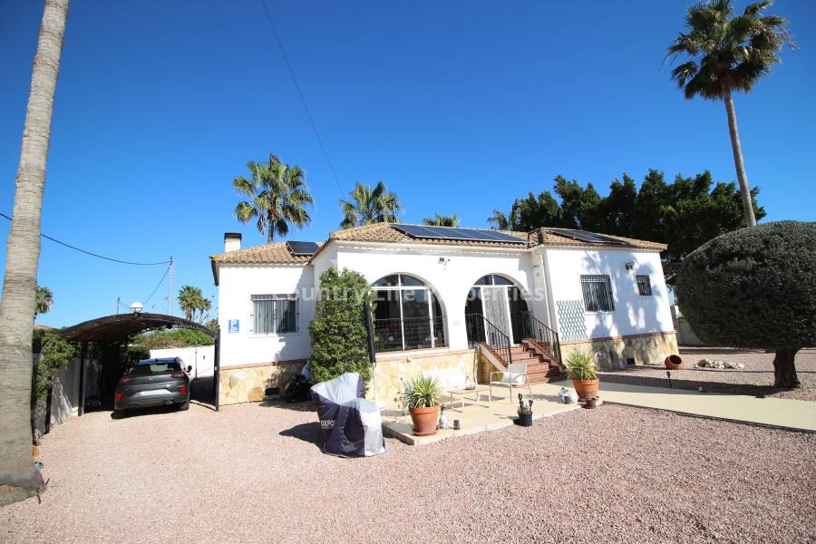 Resale - Villa - Catral - Countryside 