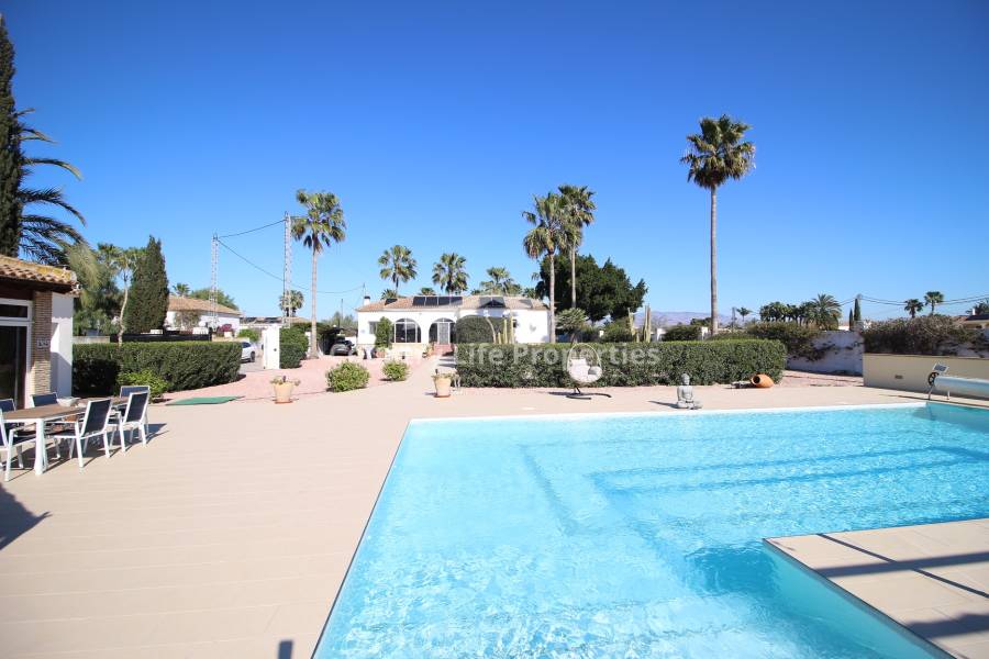 Resale - Villa - Catral - Countryside 