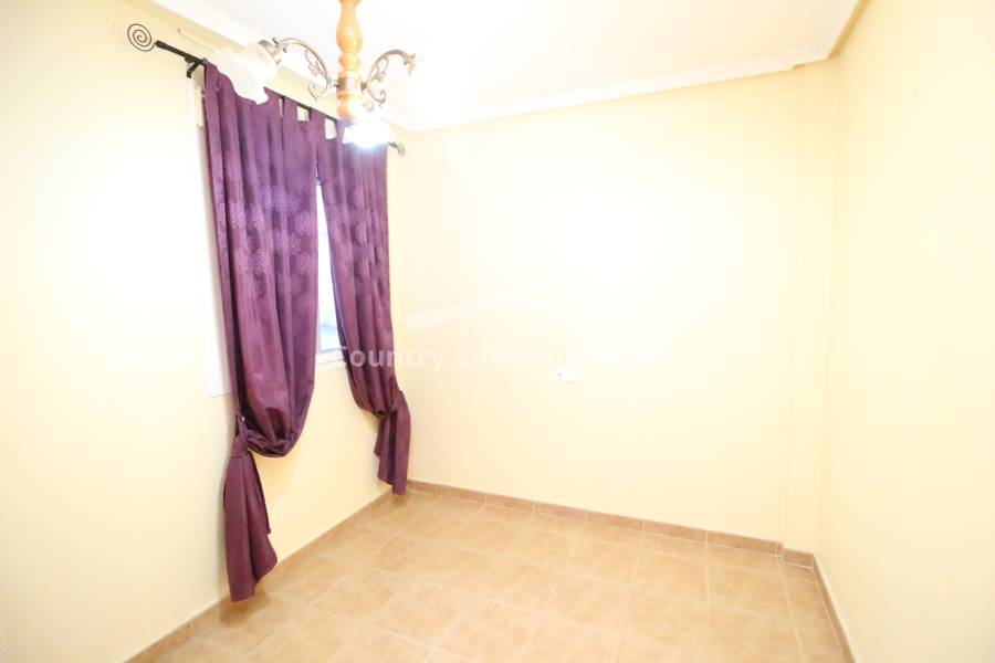 Segunda Mano - Apartamento - Dolores - Campo