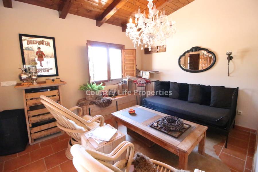 Resale - Villa - Catral - Countryside 