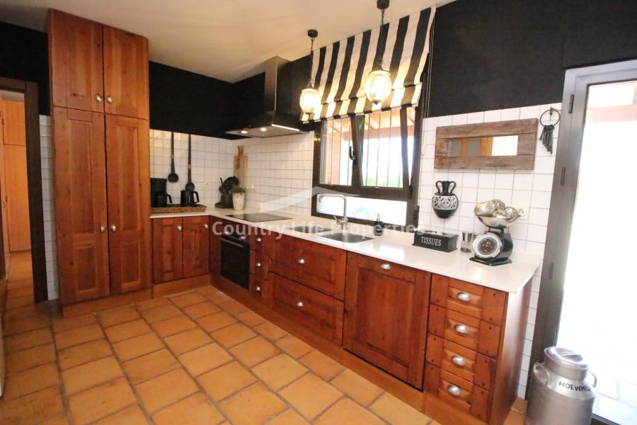 Resale - Villa - Catral - Countryside 