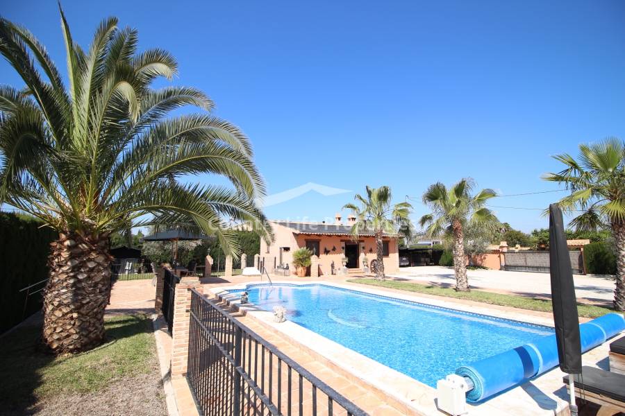 Resale - Villa - Catral - Countryside 