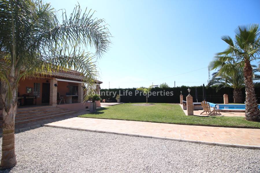 Resale - Villa - Catral - Countryside 