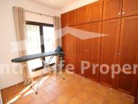 Resale - Villa - Catral - Countryside 