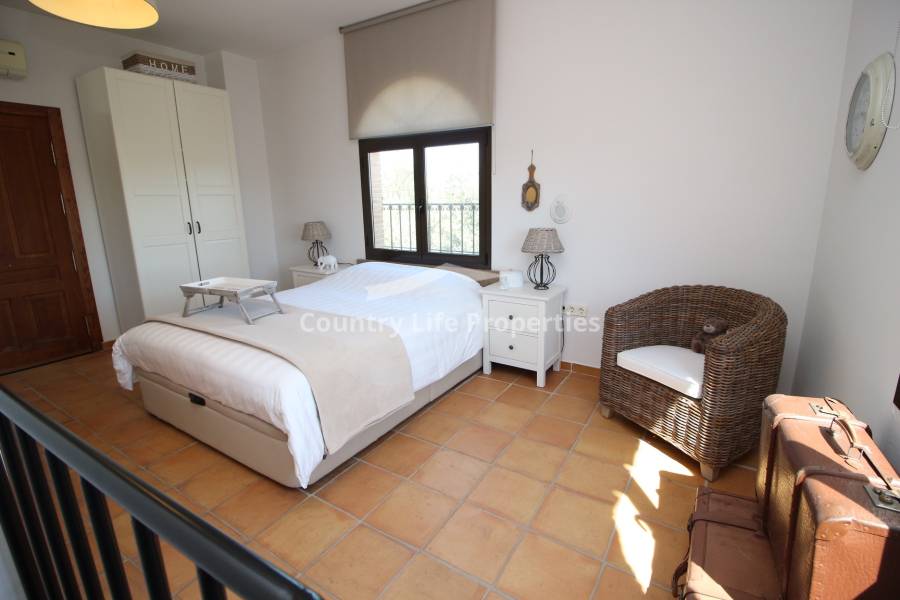 Resale - Villa - Catral - Countryside 