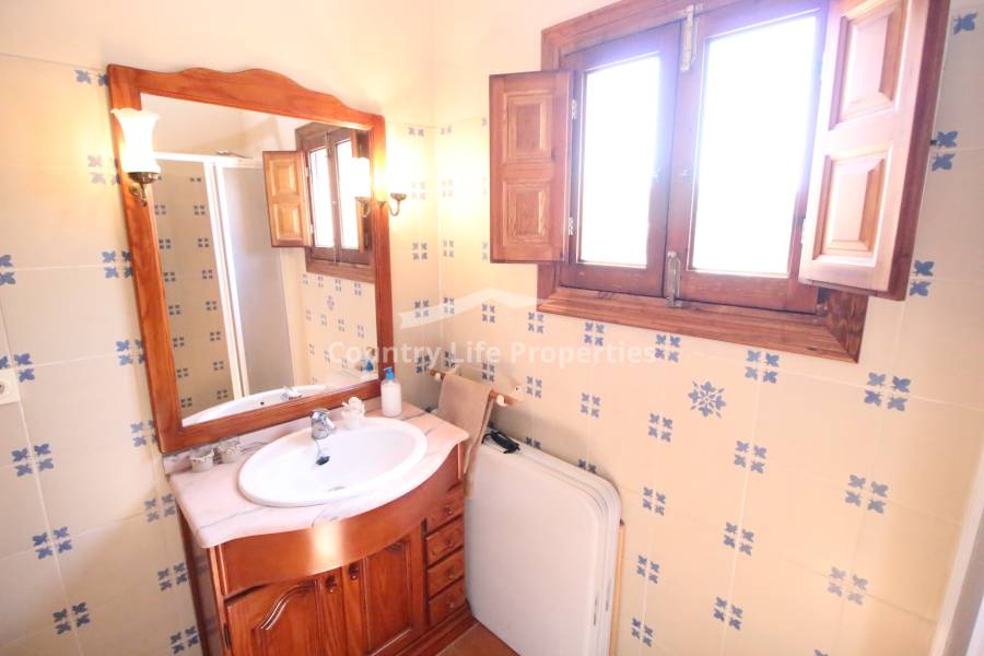 Resale - Villa - Catral - Countryside 