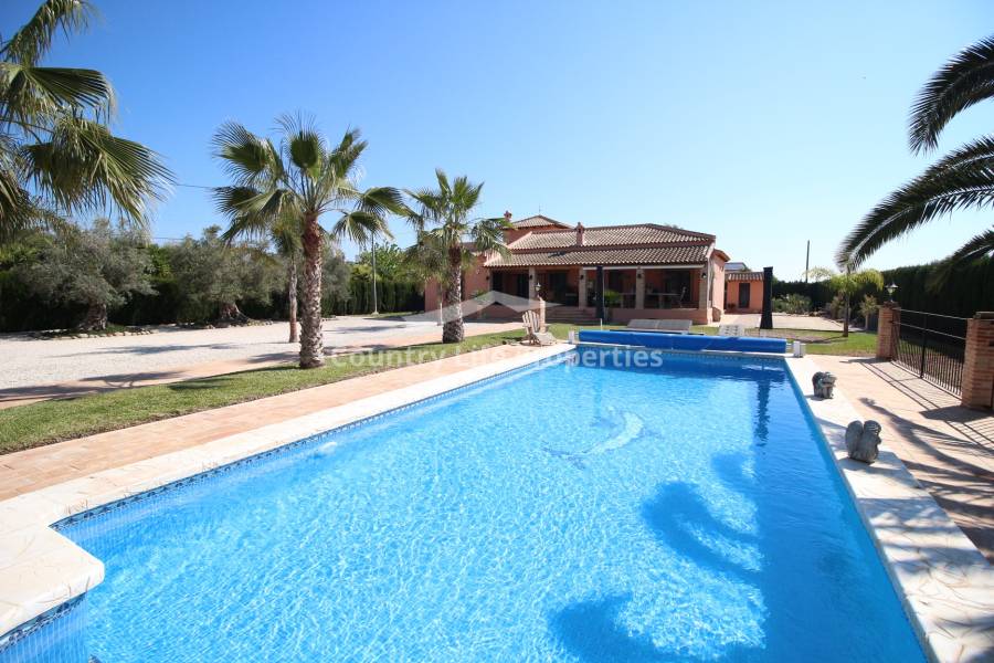 Resale - Villa - Catral - Countryside 