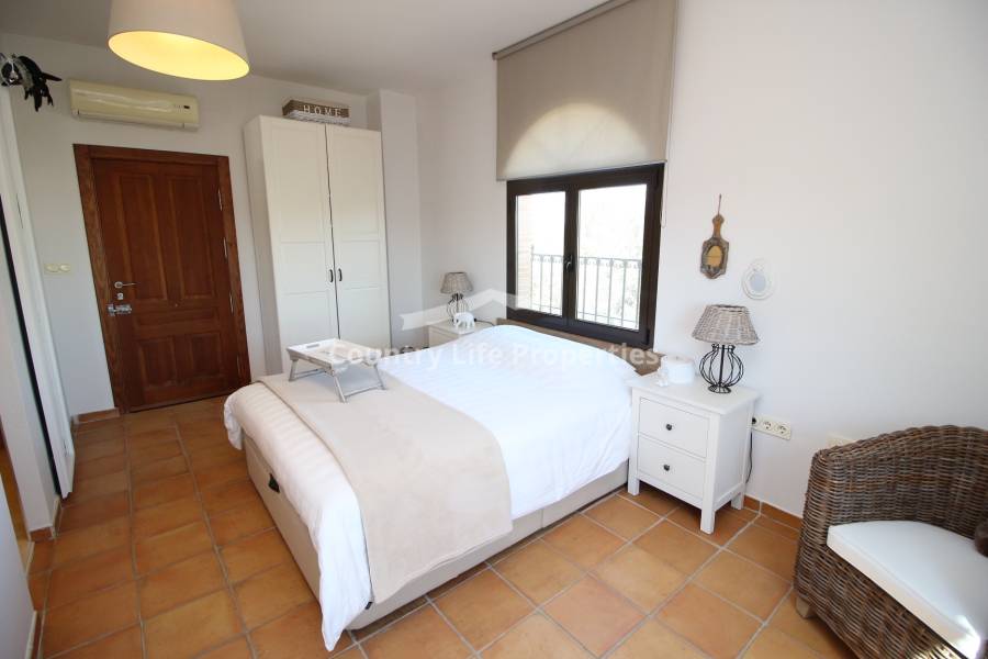 Resale - Villa - Catral - Countryside 