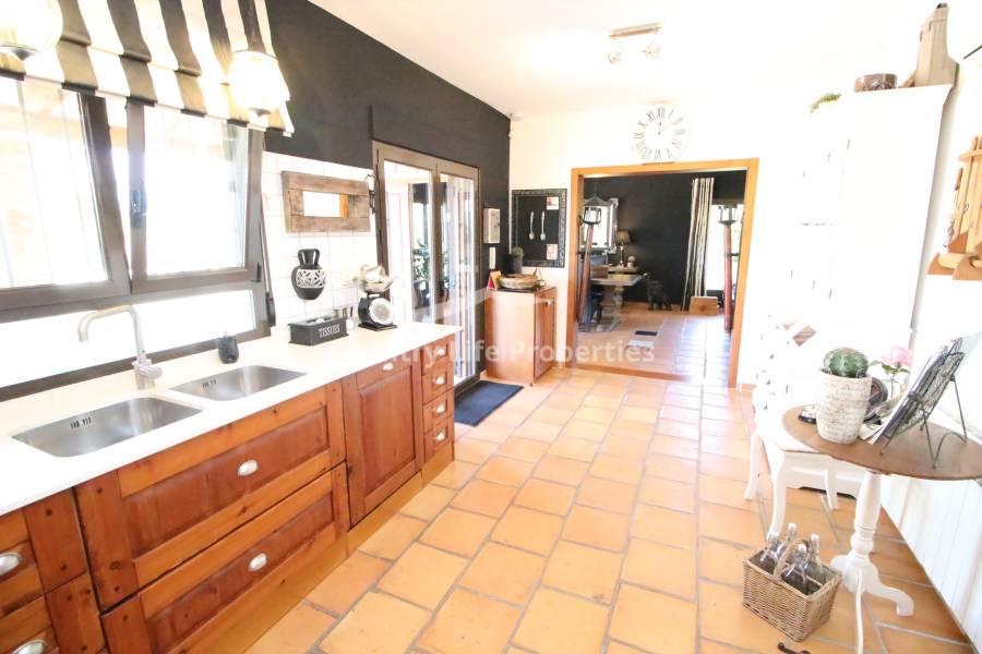 Resale - Villa - Catral - Countryside 