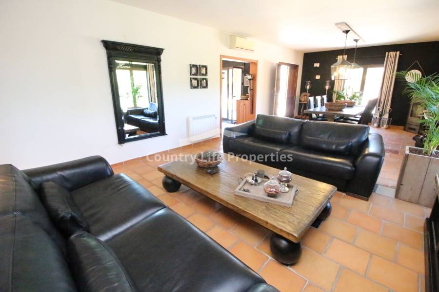 Resale - Villa - Catral - Countryside 