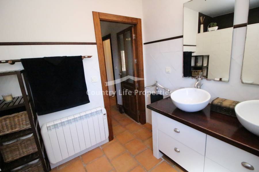 Resale - Villa - Catral - Countryside 