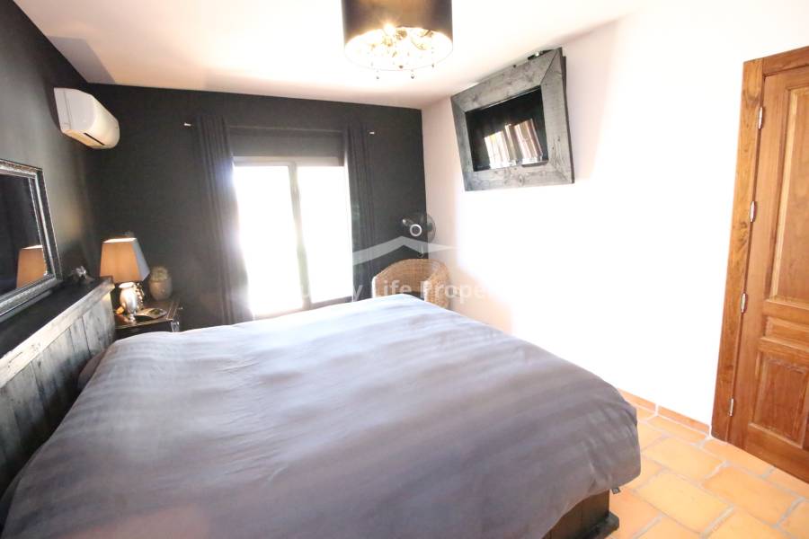 Resale - Villa - Catral - Countryside 