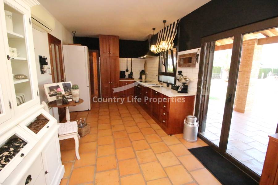 Resale - Villa - Catral - Countryside 
