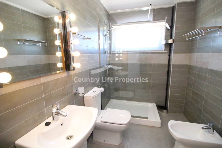 Перепродажа - Townhouse - Dolores - Town