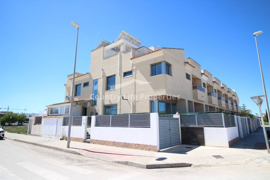 Перепродажа - Townhouse - Dolores - Town