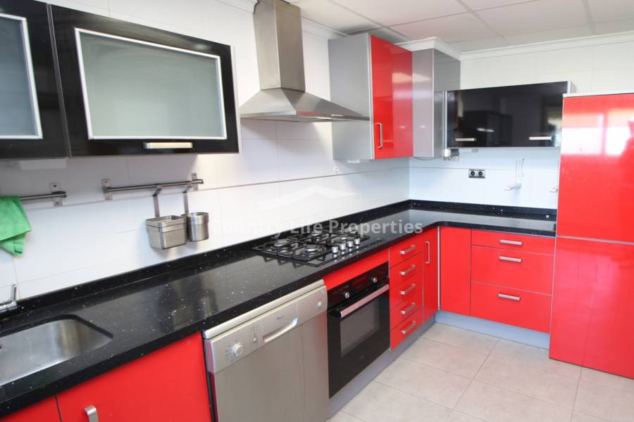 Перепродажа - Townhouse - Dolores - Town