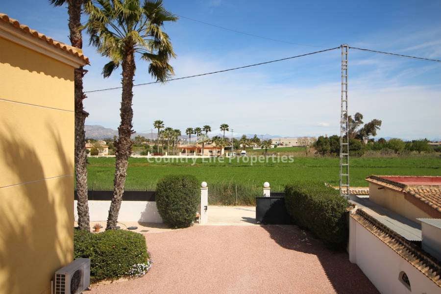 Resale - Villa - Catral - Countryside 