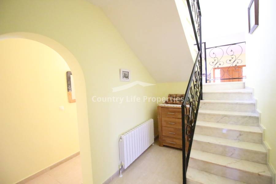 Resale - Villa - Catral - Countryside 