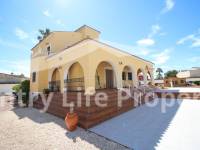 Resale - Villa - Catral - Countryside 